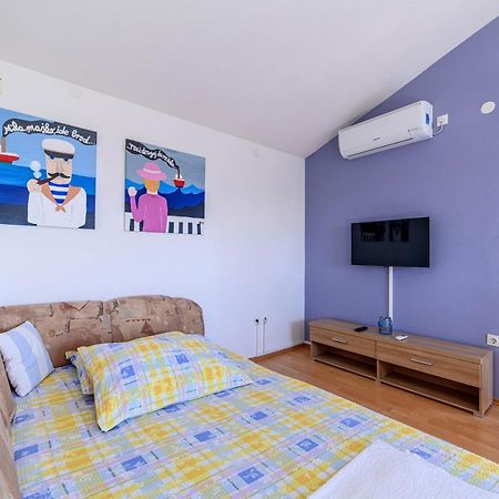 Apartman More Šibenik Buitenkant foto