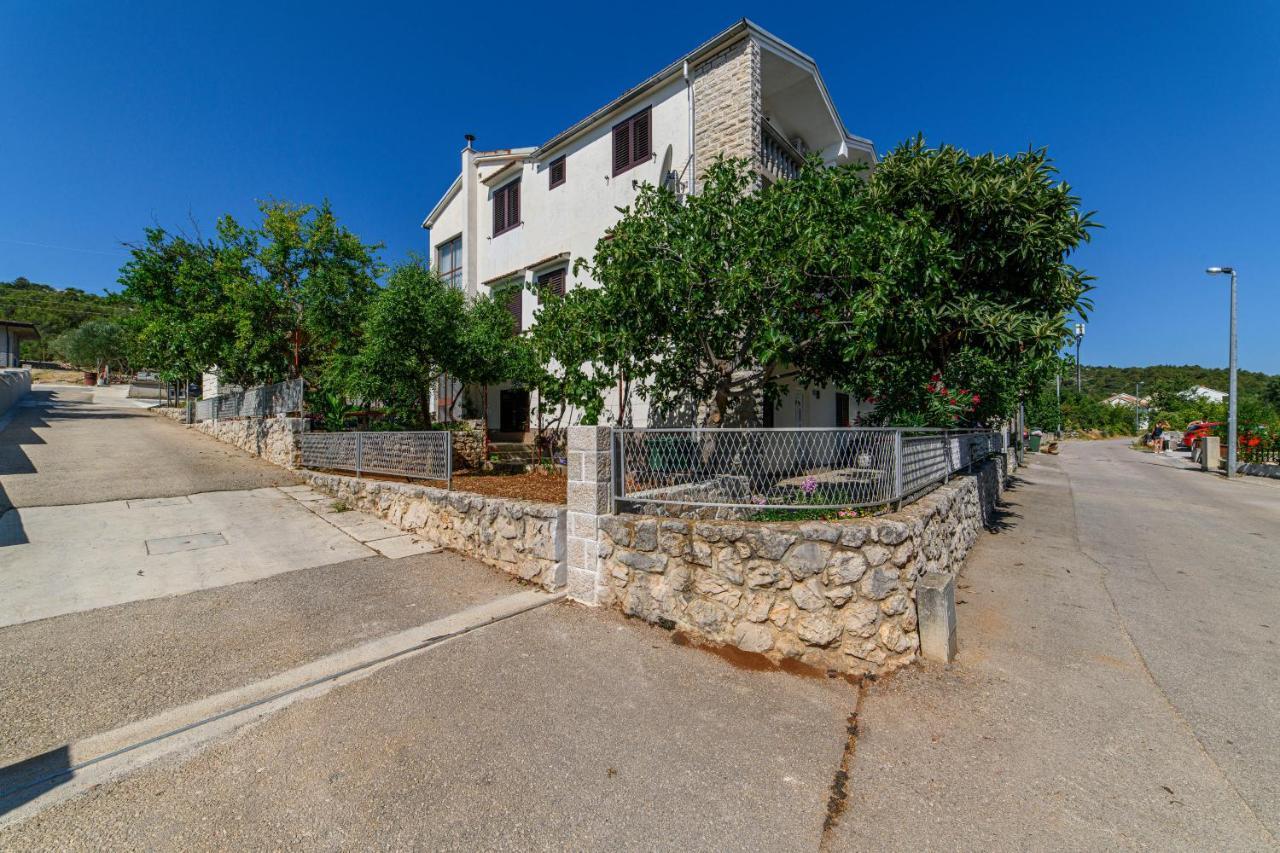 Apartman More Šibenik Buitenkant foto