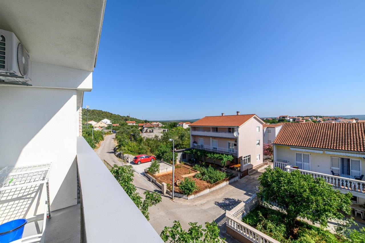 Apartman More Šibenik Buitenkant foto