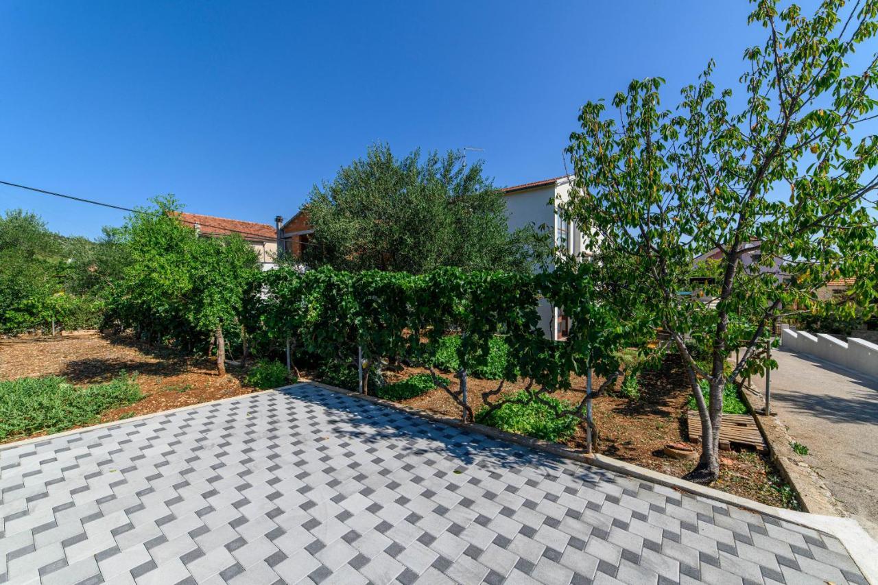 Apartman More Šibenik Buitenkant foto