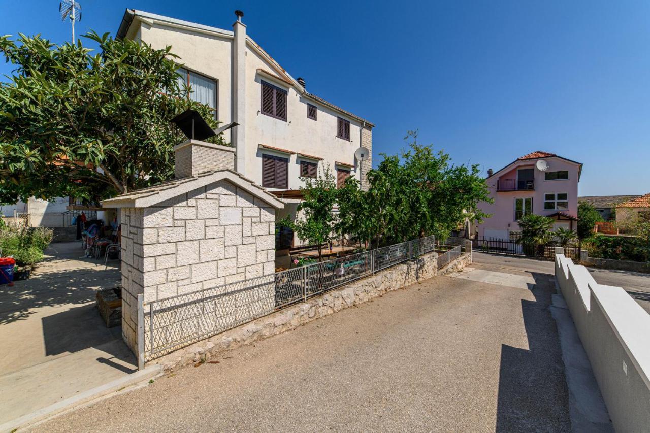 Apartman More Šibenik Buitenkant foto